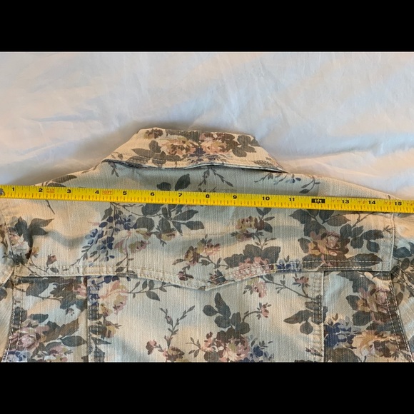 Floral print cream denim jacket - Picture 6 of 8
